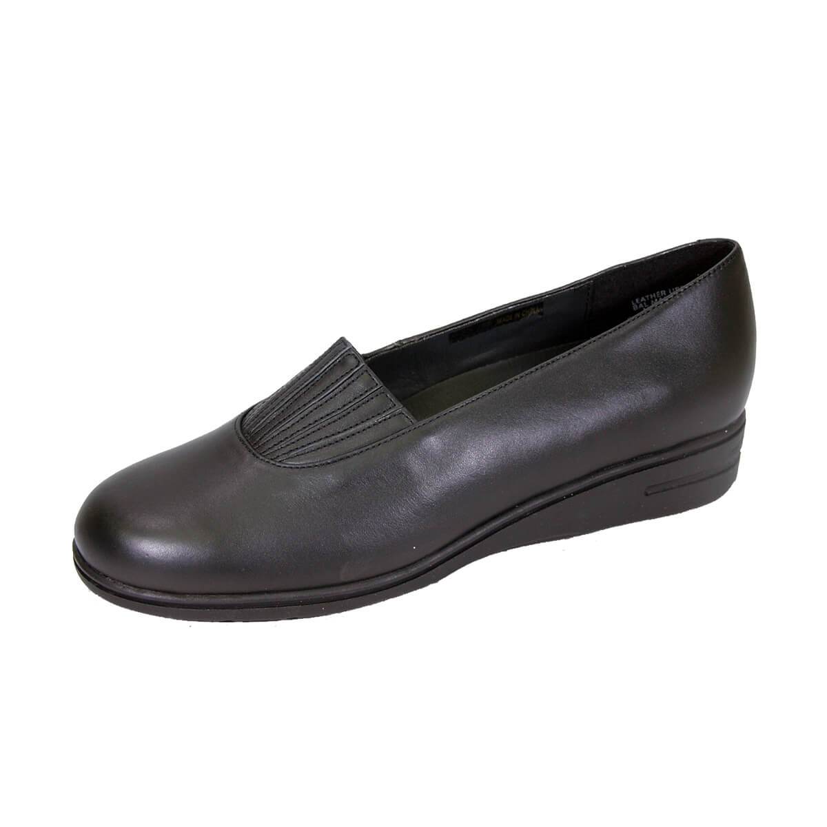 24 HOUR COMFORT Katy Women's Wide Width Leather Slip-On Shoes