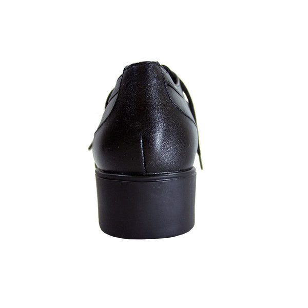 24 HOUR COMFORT Carmel Women's Wide Width Leather Lace-Up Shoes