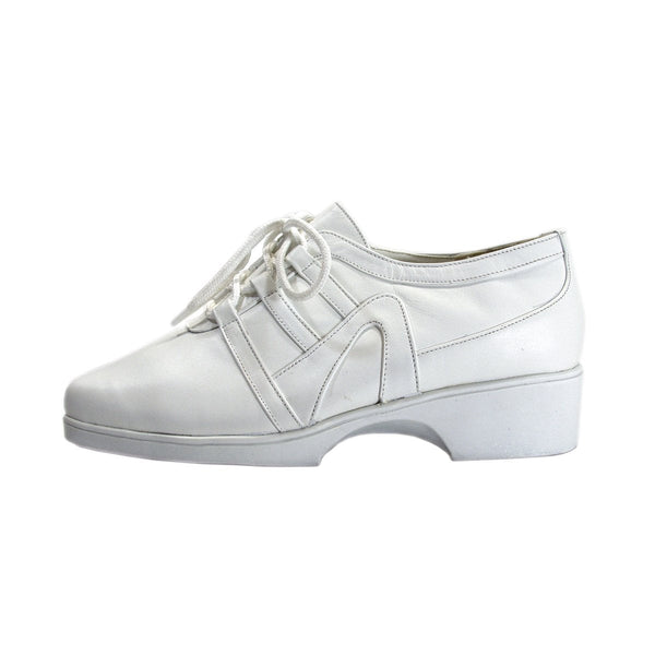 24 HOUR COMFORT Carmel Women's Wide Width Leather Lace-Up Shoes