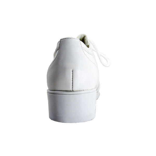 24 HOUR COMFORT Carmel Women's Wide Width Leather Lace-Up Shoes
