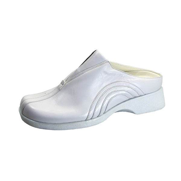 24 HOUR COMFORT Yasmin Women's Wide Width Leather Clogs