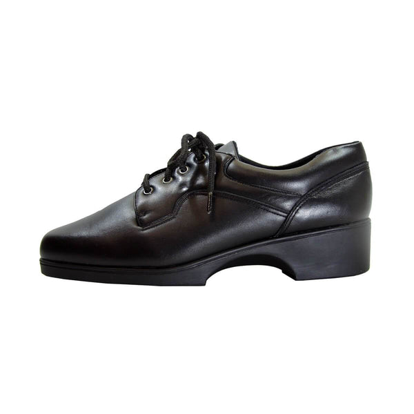 24 HOUR COMFORT Cherie Women's Wide Width Leather Oxfords