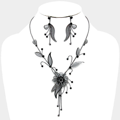 Crystal Rhinestone Metal Mesh Flower Necklace