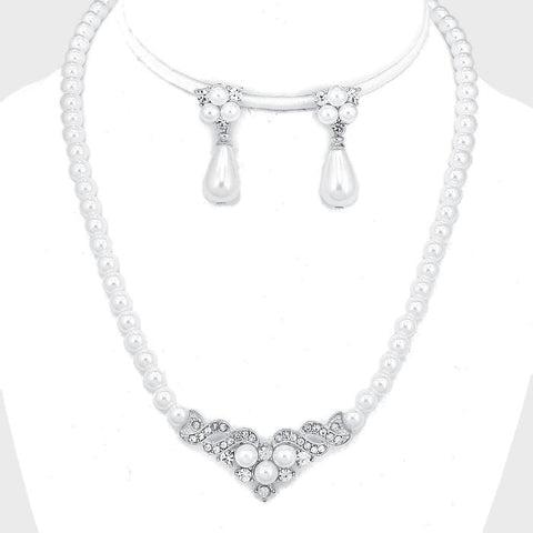 Crystal Accented Pearl Collar Necklace