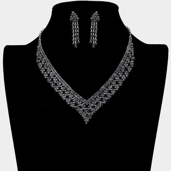 Glamorous Rhinestone V-shape Collar Necklace